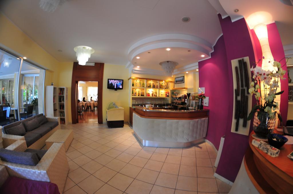 Hotel Antonella Lido di Classe Extérieur photo