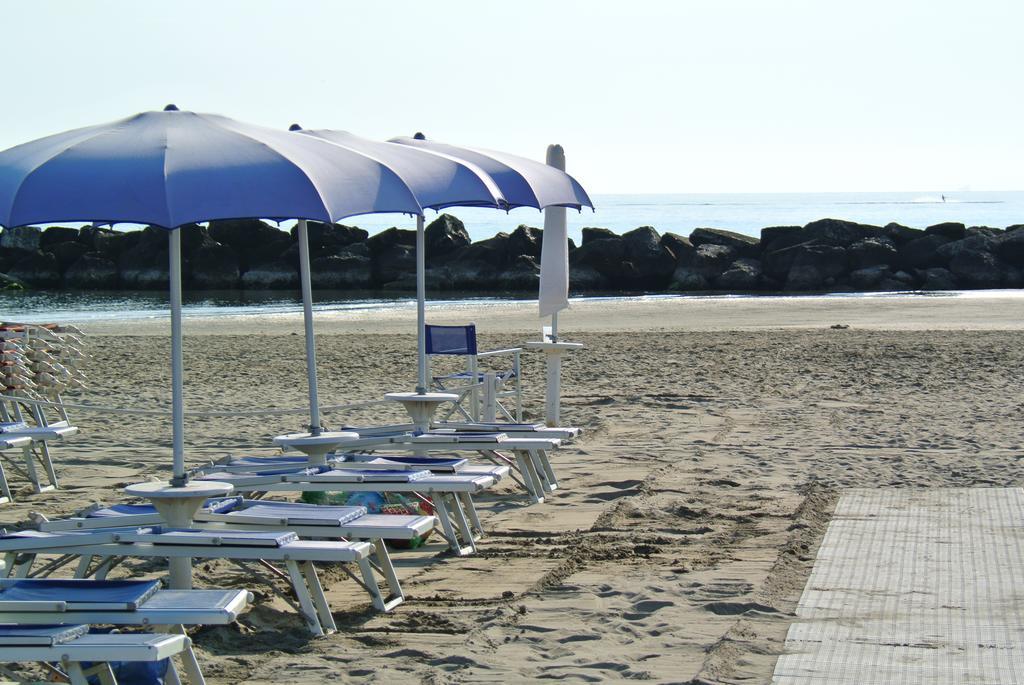 Hotel Antonella Lido di Classe Extérieur photo