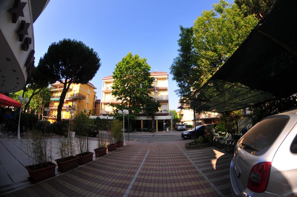 Hotel Antonella Lido di Classe Extérieur photo