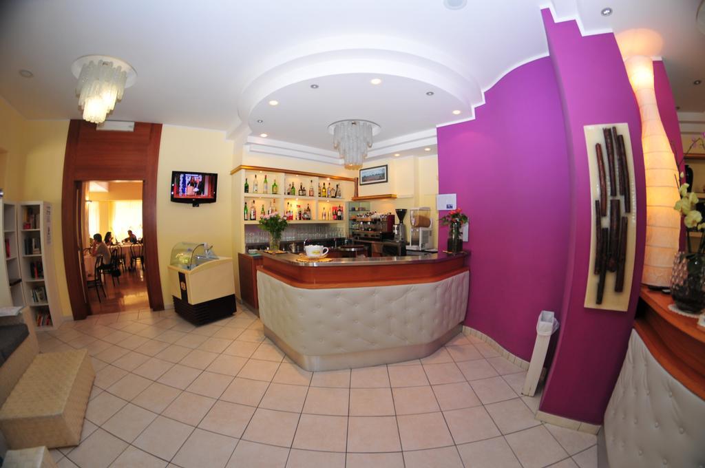 Hotel Antonella Lido di Classe Extérieur photo
