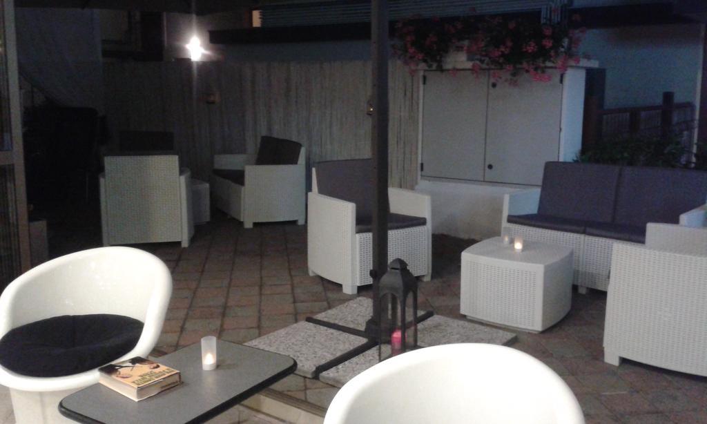 Hotel Antonella Lido di Classe Extérieur photo
